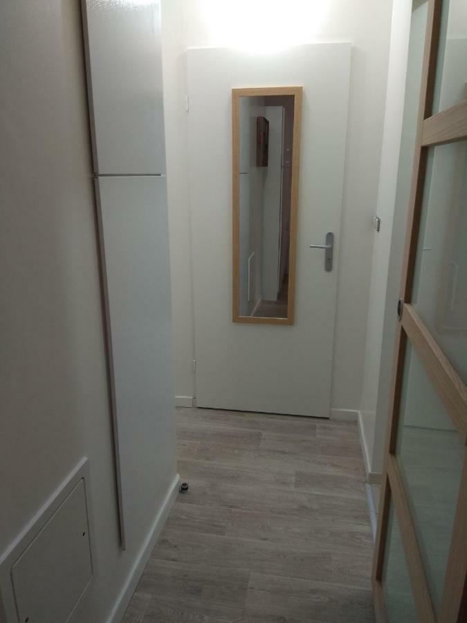 Chic Studio Near Paris Apartment Saint-Denis  Exterior photo